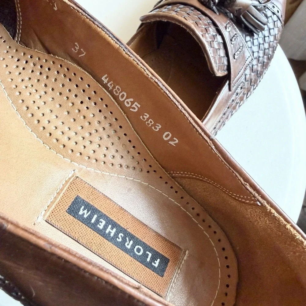 Florsheim Dress Shoes Loafers‎ 9.5D Basket Weave Tassle Brown Luxury Old Money